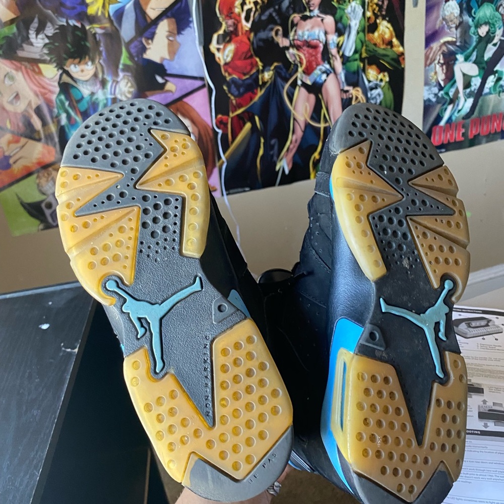 Size 7Y Jordans